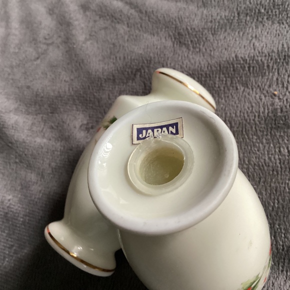 VINTAGE SET OF CHRISTMAS SALT AND PEPPER SHAKERS - Picture 6 of 7